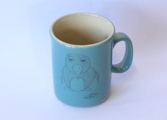 Tasse mit Bild Pinguin mit Schnabel