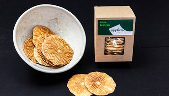 Süss-Bretzeli_arrangiert.jpg Süss-Bretzeli_arrangiert